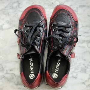 Remonte Black and Red Women's Sneakers